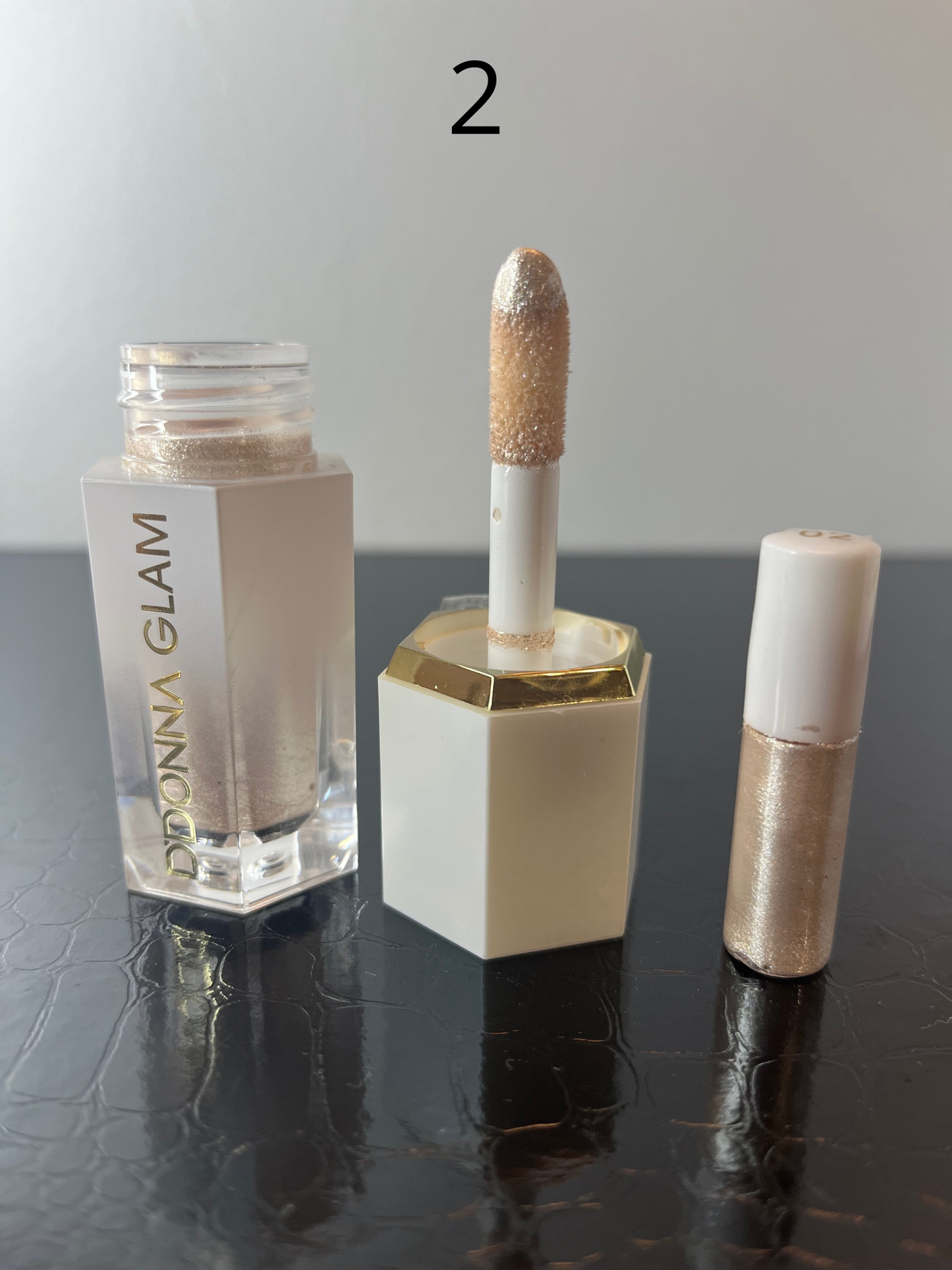 Glow liquid Highlighter Glam Collection