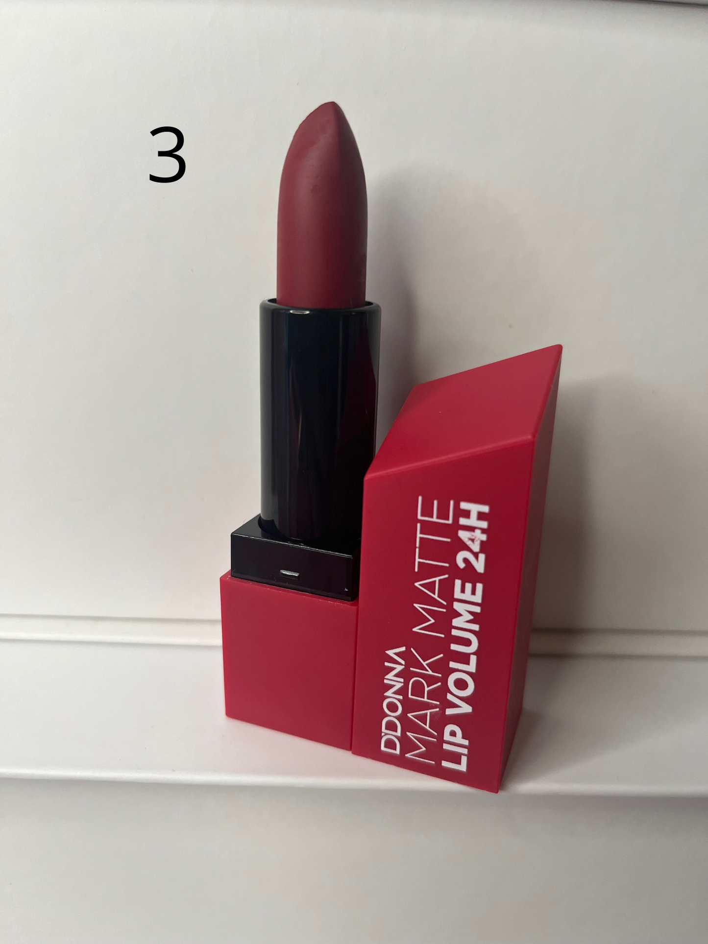 Rouge à lèvres Mark Matte volume 24H Acide Hyaluronique