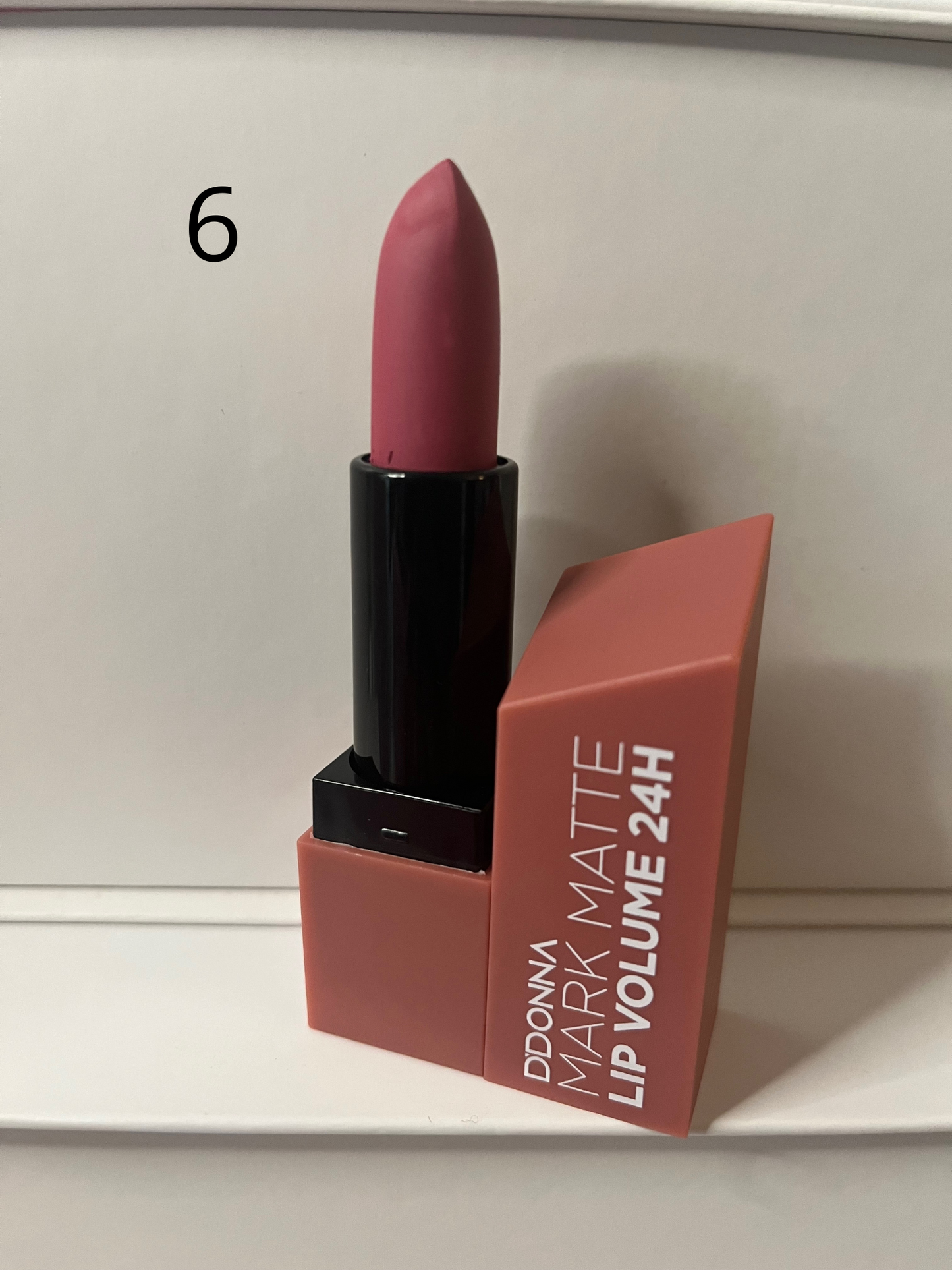 Rouge à lèvres Mark Matte volume 24H Acide Hyaluronique