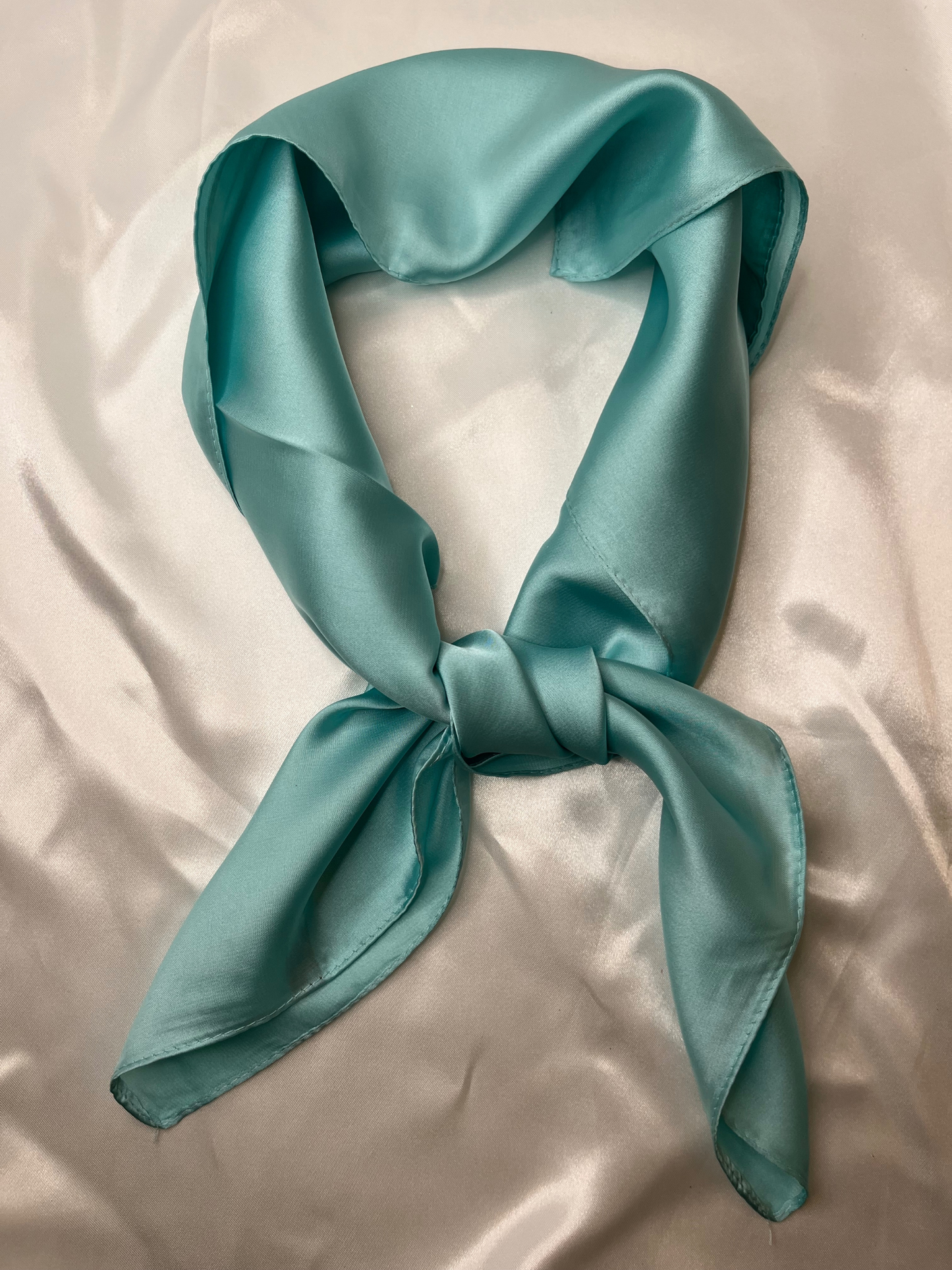Foulard satin carré Bleu Turquoise