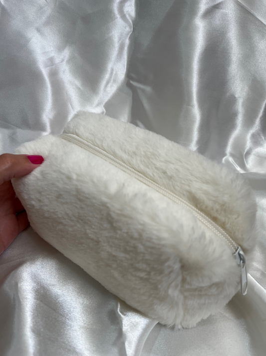 Trousse beauté fausse fourrure